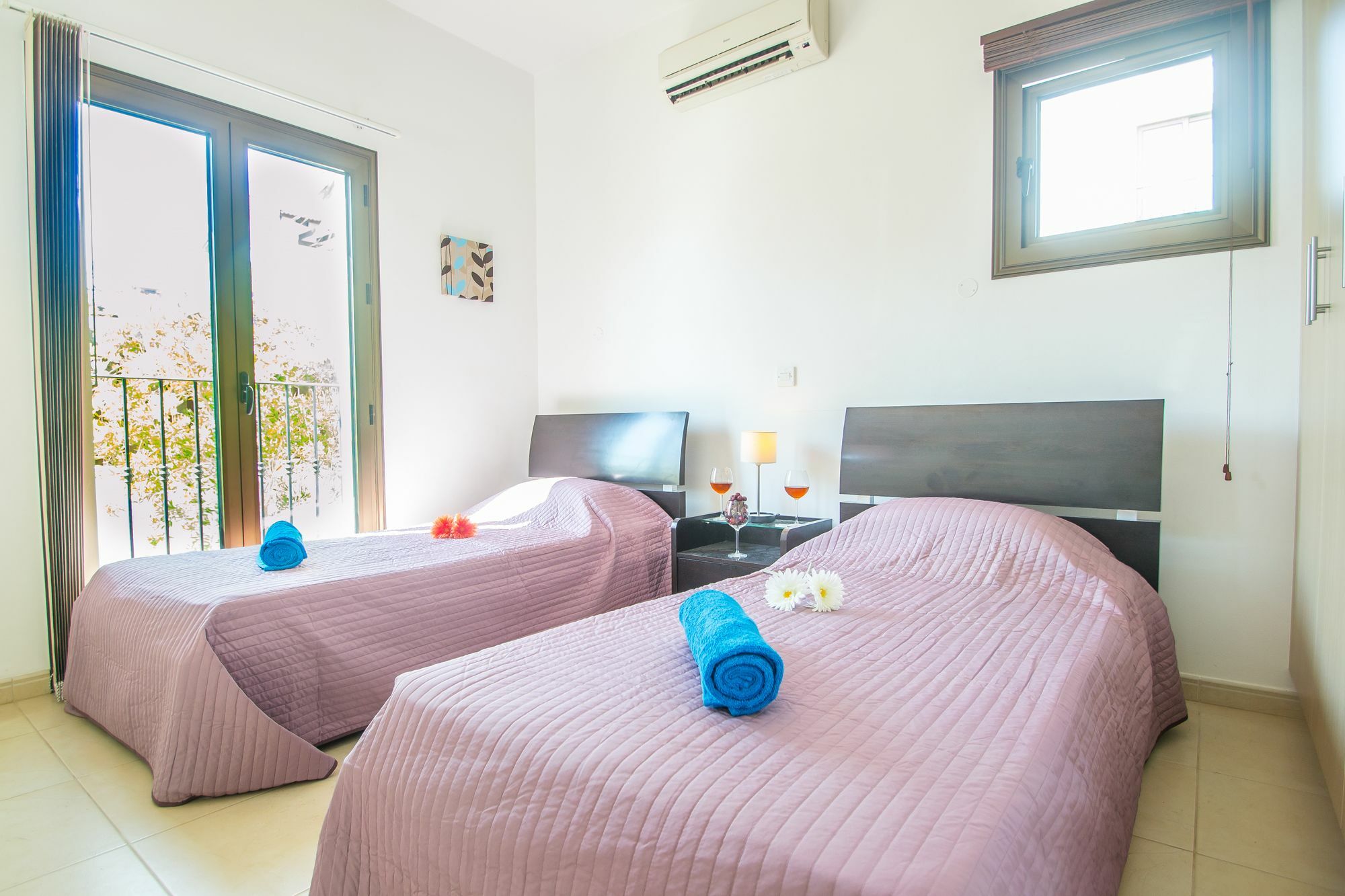 Rada'S Vacation Home Ayía Nápa Extérieur photo